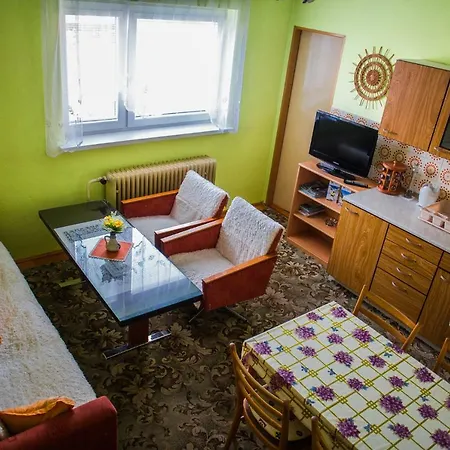 Apartman Strba *